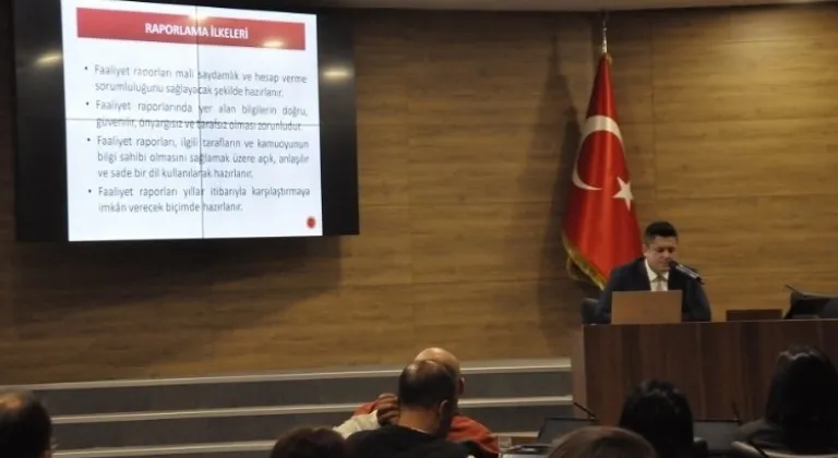 Kütahya Belediyesi'nden personeline yılın ilk hizmet içi eğitimi