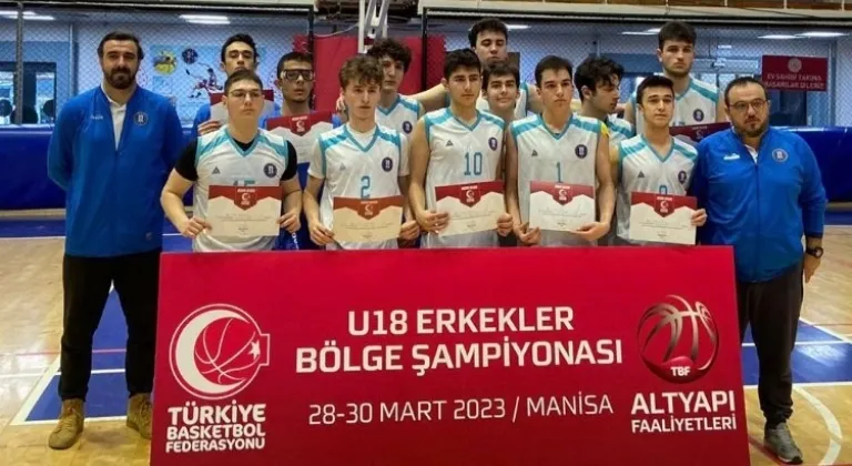 Kütahyalı basketbolcular Türkiye ikincisi oldu