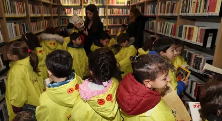 Leyla Atakan Şehir Kütüphanesi minikleri ağırladı