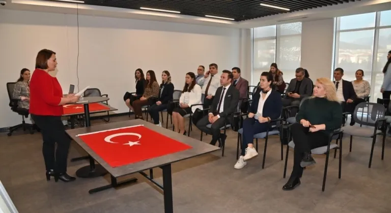 MANİSA BÜYÜKŞEHİR’DE MEMURLAR İÇİN YEMİN TÖRENİ DÜZENLENDİ