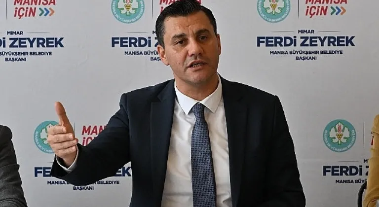 Manisa'da Etkili Olan Kar Yağışına, Büyükşehir'den Yoğun Müdahale