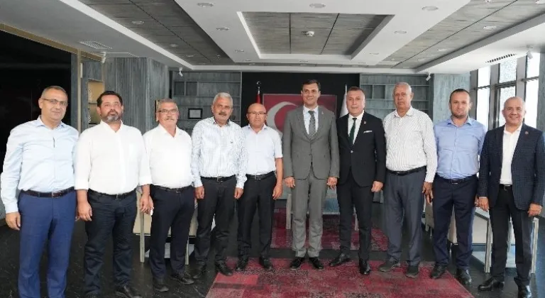 Manisa'da Üzümde Çifte Verim Sağlanıyor