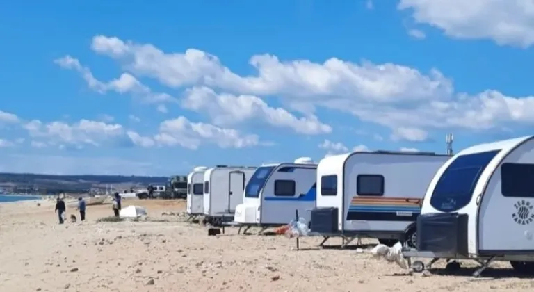 Mecidiye Sahili’nde Yaz Öncesi Karavan Telaşı