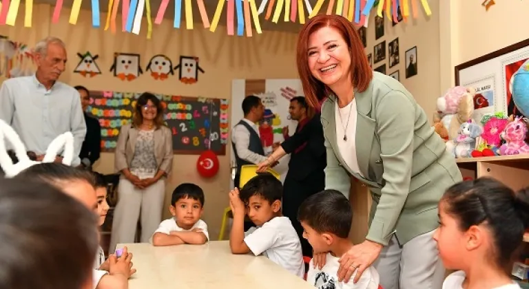 Meral Seçer, 23 Nisan’ı Çocuklarla Kutladı
