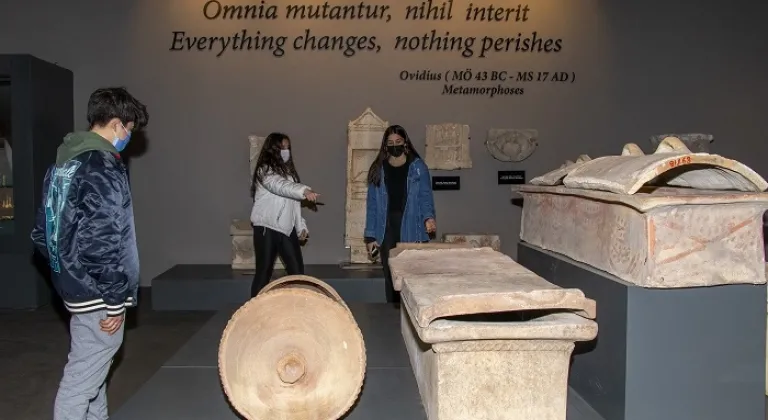 Mersin Büyükşehir göçle gelenleri tarihi yolculuğa çıkardı 