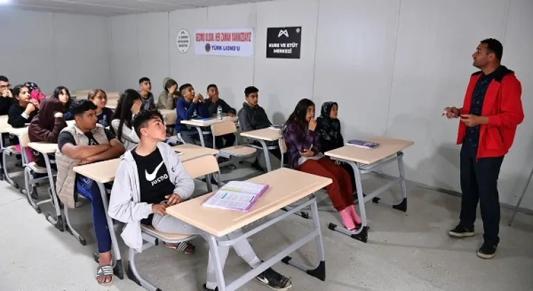 Mersin Büyükşehir’den Hatay Çadırkentte Konteyner Dersane