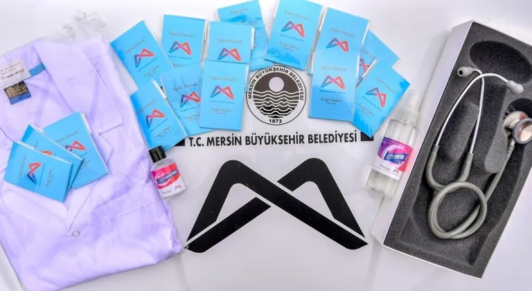Mersin Büyükşehir’den Sağlık Çalışanlarına Malzeme Desteği