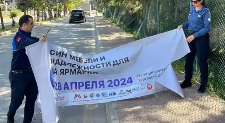 Mersin Mezitli İlçesinde Türkçe Olmayan İşletme Tabelaları Kaldırılıyor
