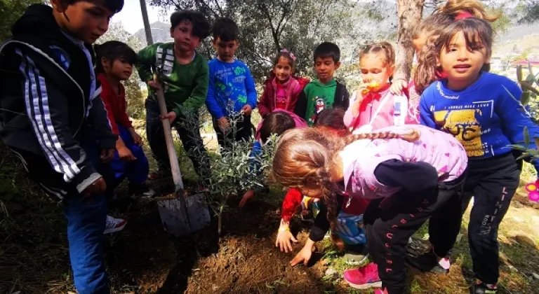 Mersin'de Orman haftası etkinliği minkleri heyecanlandırdı