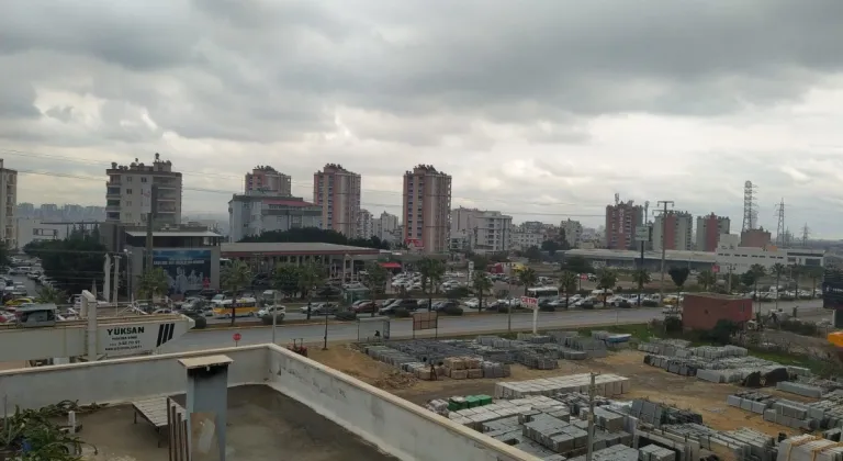 Mersin'den gitmek isteyenlerin yolları kapandı 