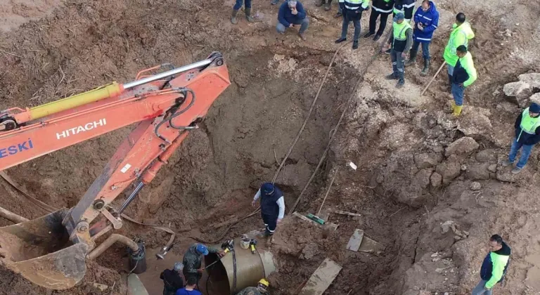 MESKİ ana isale hattı arızasını kısa sürede giderdi