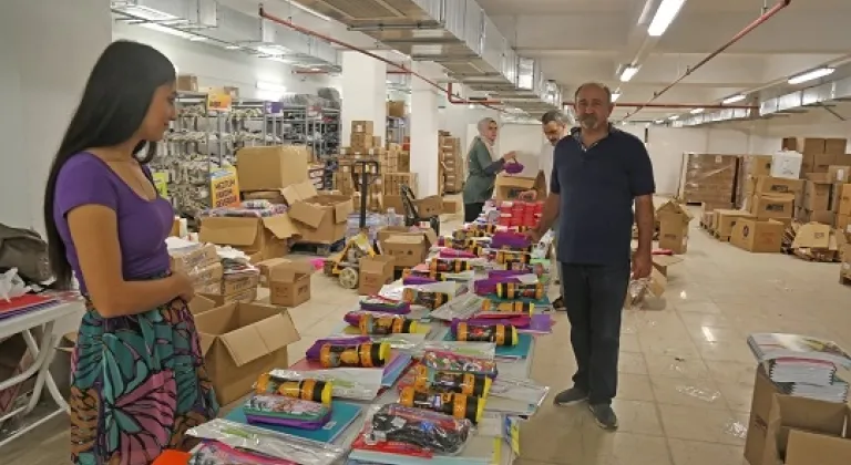 Mezitli Belediyesinden kırtasiye desteği