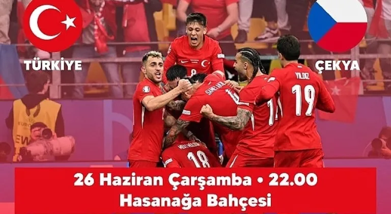 Millî maç Buca'da dev ekranda