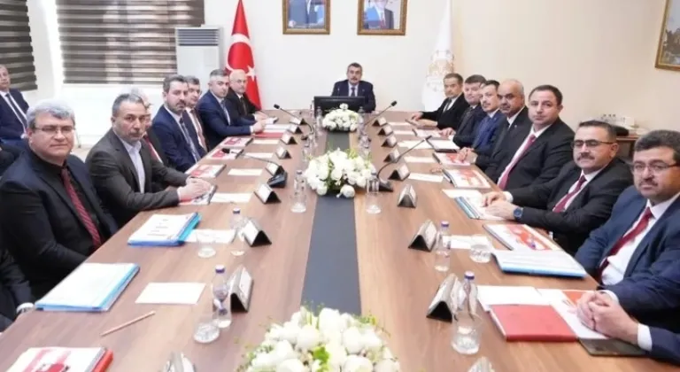 Milli Eğitim Bakanı Tekin, Aksaray'da Eğitim Toplantısına Katıldı