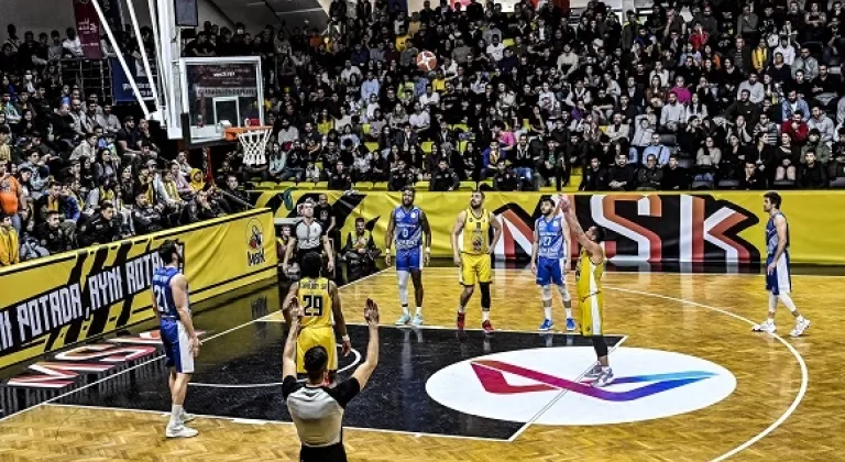Msk Yine Affetmedi: 76-72