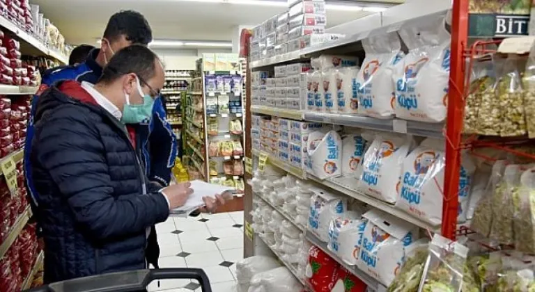 Mustafakemalpaşa’da Zabıtadan market zincirlerine denetim