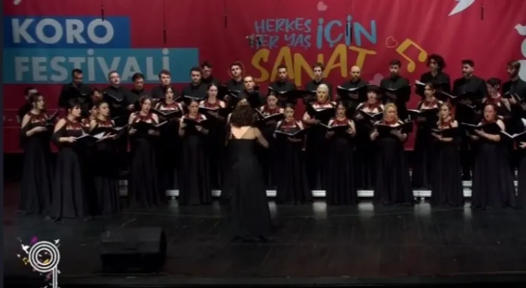 Nilüfer Çoksesli Koro  iki ödülle damga vurdu