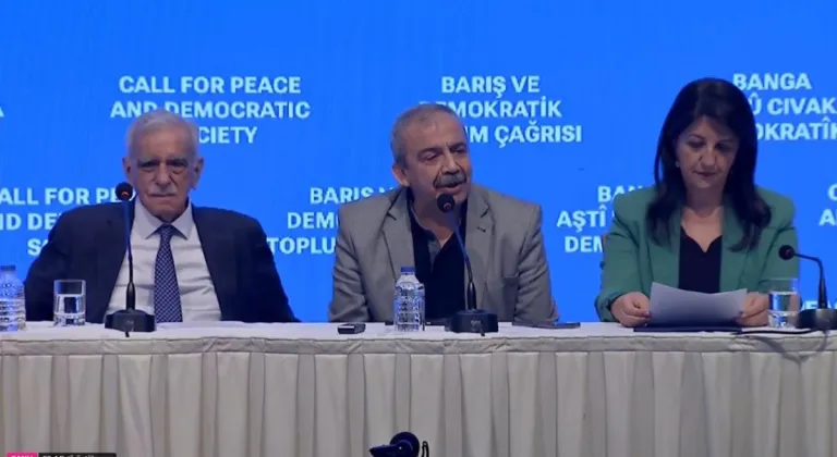 Öcalan’ın Çağrısı: ‘Tüm Gruplar Silah Bırakmalı ve PKK Kendini Feshetmelidir’