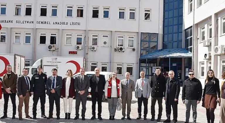 Öğrencilerden “kan dostluğuna” yoğun ilgi