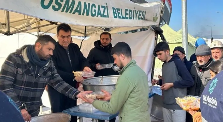 Osmangazi’den deprem bölgesine gönül sofraları