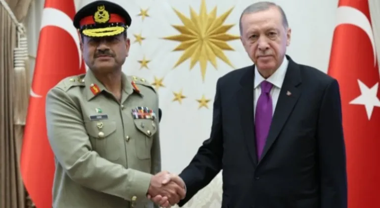 Pakistan Kara Kuvvetleri Ankara'da