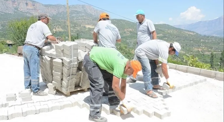Parke Döşeme Çalışmalarımız Köseçobanlı Mahallemizde Devam Ediyor