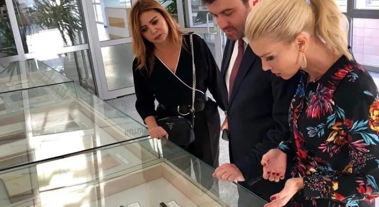 Pelin Çift, Dış İşleri Bakanlığı Arşivini İnceledi