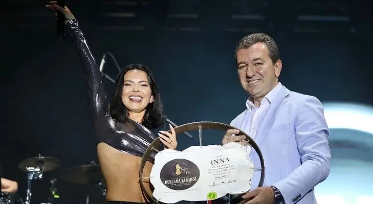 Pop Star Inna'dan muhteşem konser