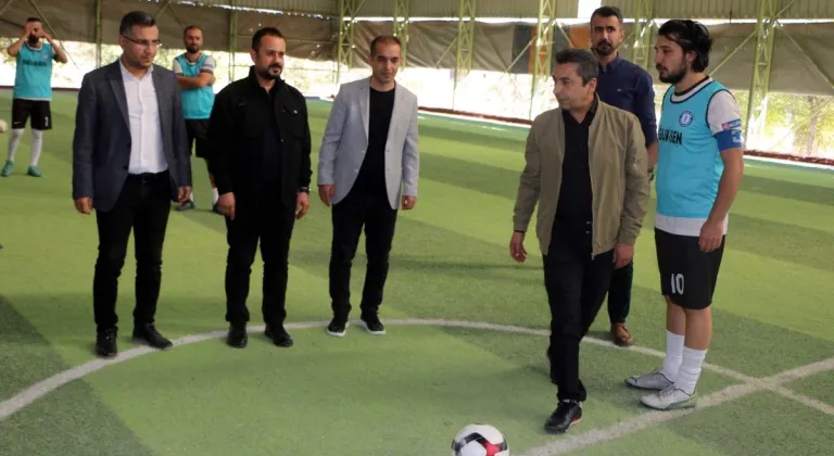 Sağlık-Sen'den 'Dostluk ve Dayanışma Futbol Turnuvası'  - Videolu Haber