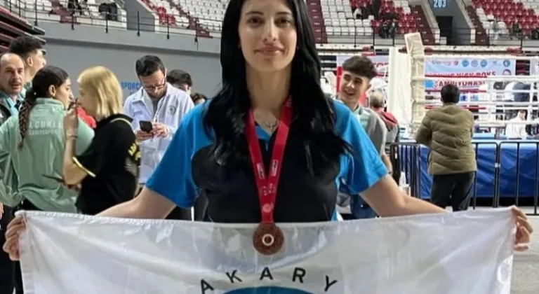 Sakarya, Kick Boks Şampiyonasında Gurur Kaynağı Oldu