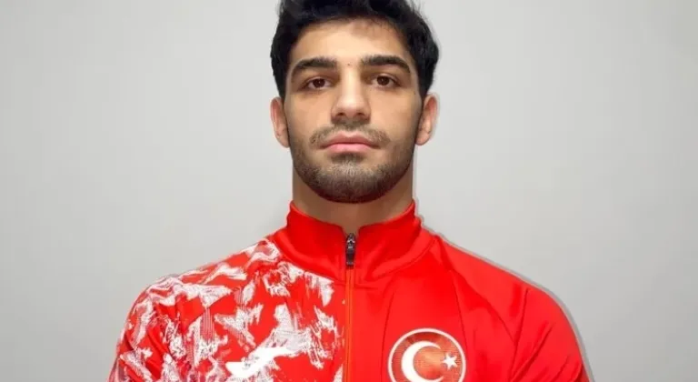 Sakaryalı Güreşçi Eren Ülkü, Avrupa Şampiyonası’nda Türkiye’yi Temsil Edecek