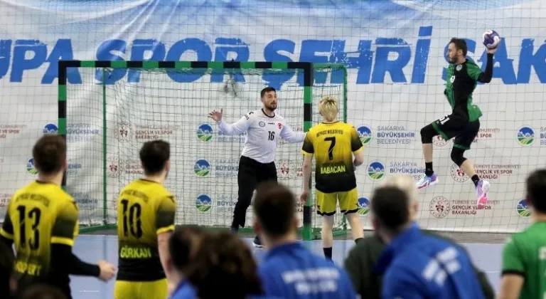 Sakaryalı hentbolcuar play-offlara galibiyetle başladı