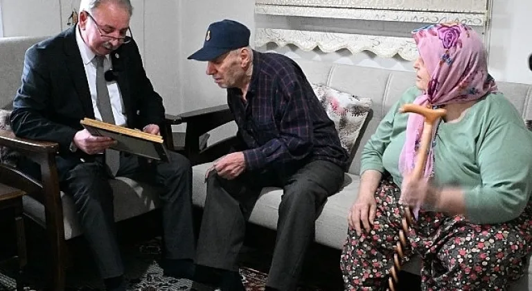 Salihli Belediyesi'nden Şehit Ailelerine Anlamlı Ziyaret