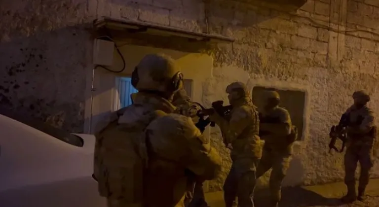 Şanlıurfa’da PKK/YPG ve DEAŞ operasyonu: 4 gözaltı  - Videolu Haber