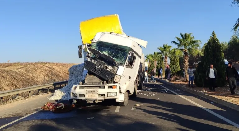 Şanlıurfa’da tır ile kamyonet çarpıştı: sürücülerden biri öldü