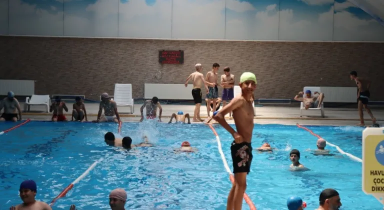 Şanlıurfa'da yaz kış havuz hizmeti  - Videolu Haber