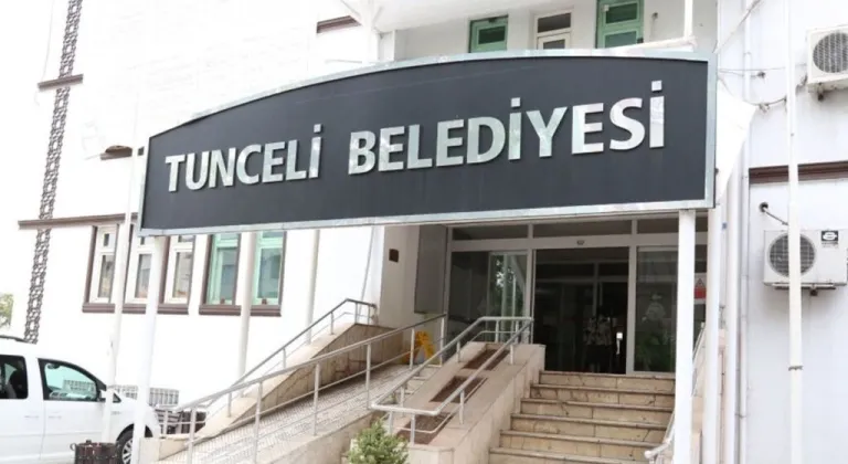 Sarıgül’den Belediye Başkanı Maçoğlu’nu ziyaret etti.