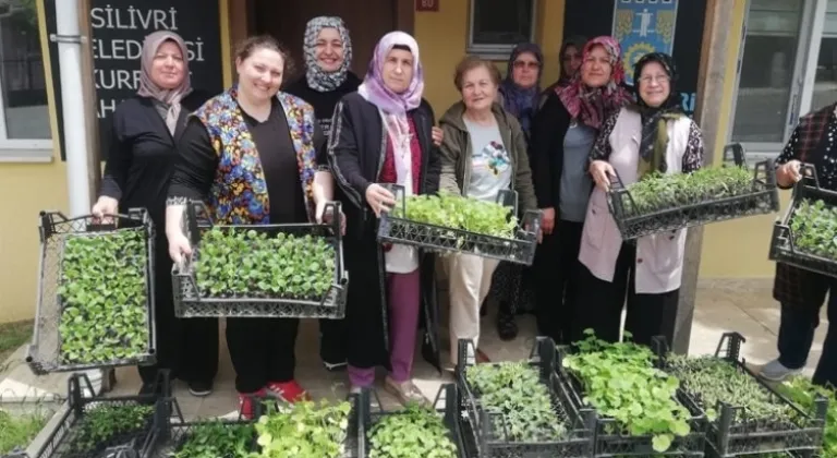 Silivri Belediyesi kursiyer kadınlara 80 bin fide ediyor