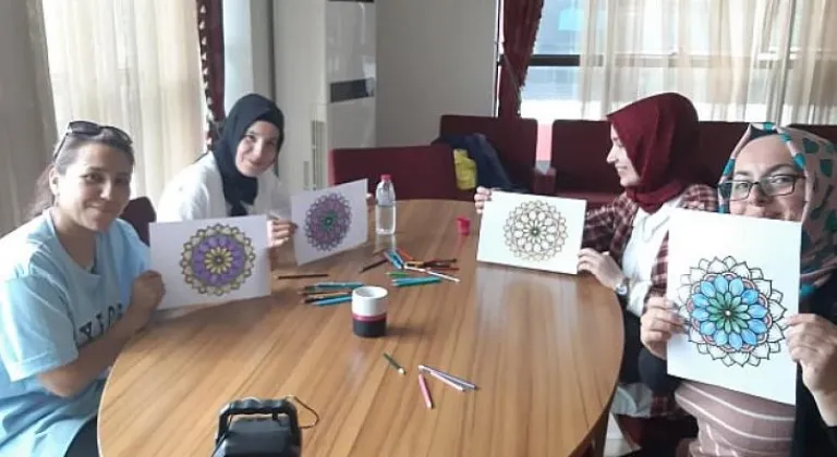 Sincanlı Hanımlar Mandala İle Stres Atıyor