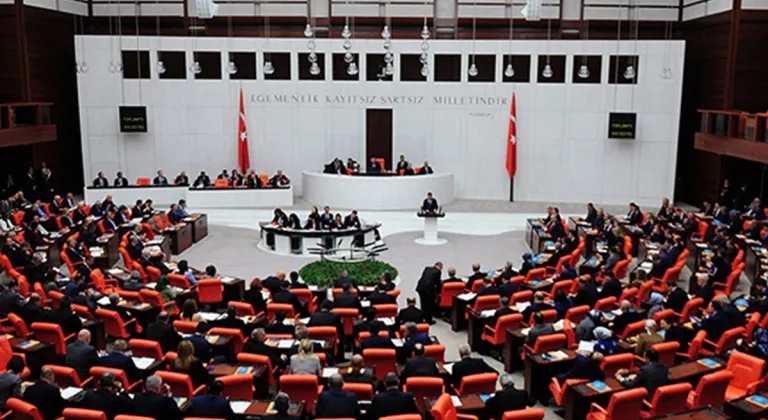 Sırrı Süreyya Önder’in vefatıyla Meclis'te milletvekili sayısı 592’ye düştü