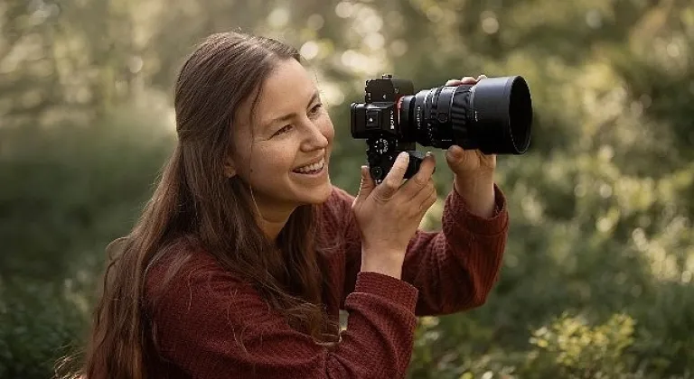 Sony, Merakla Beklenen Hafif Portre Lensi FE 85mm F1.4 GM II'yi Duyurdu