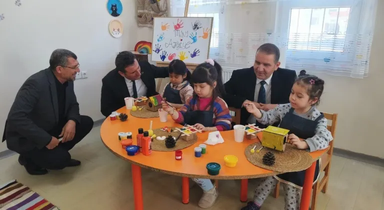Tasarım Beceri Atölyesi’nde öğrenci eserleri sergilendi