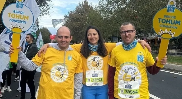 Tohum Güneşleri, 15 öğrencinin eğitim bursu için Türkiye İş Bankası 46. İstanbul Maratonu'nda koştu!