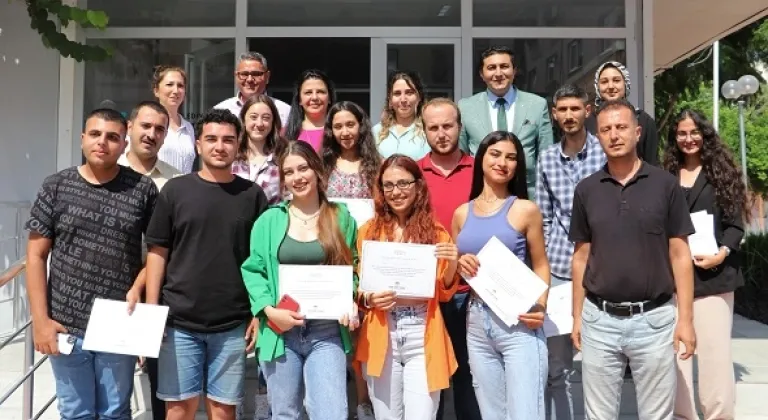 Toroslar Belediyesinin Kariyer Merkezi, İş Arayanlara Çare Oluyor