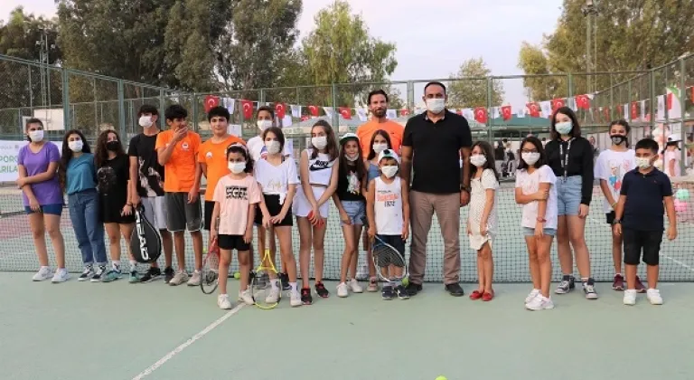 Toroslar’da Yaz Spor Kursları, 21 Branşta Devam Ediyor