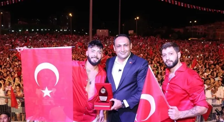 Toroslar’daki 30 Ağustos Zafer bayramına akın etti