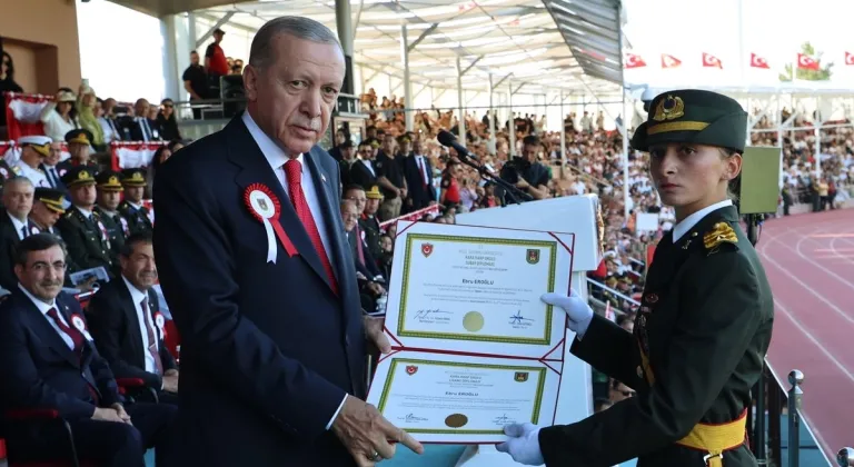 TSK’da bir ilk: Kadın Teğmenler tarih yazdı