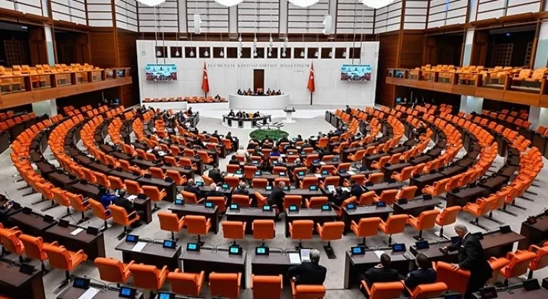 Tüketicilerin Korunmasına Yönelik Kanun Teklifi TBMM'de Görüşülüyor: İlk Bölümde 5 Madde Onaylandı