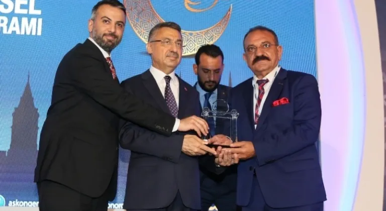 Türkiye'de bir ilk aynı gurup da iki firma ilk 500 de