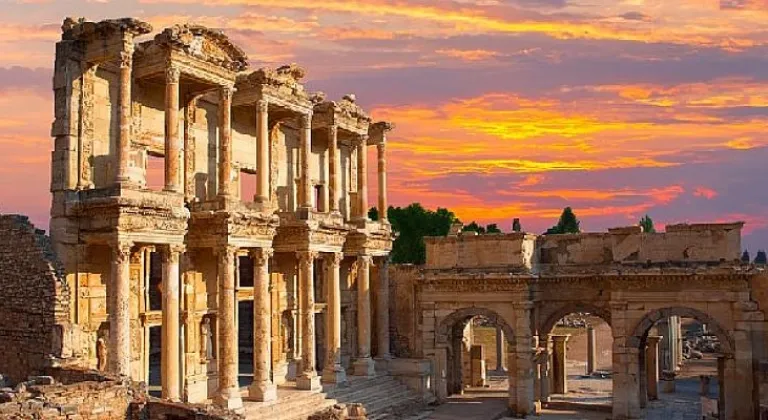 ‘Türkiye’de turizmi 12 aya yaymalıyız’